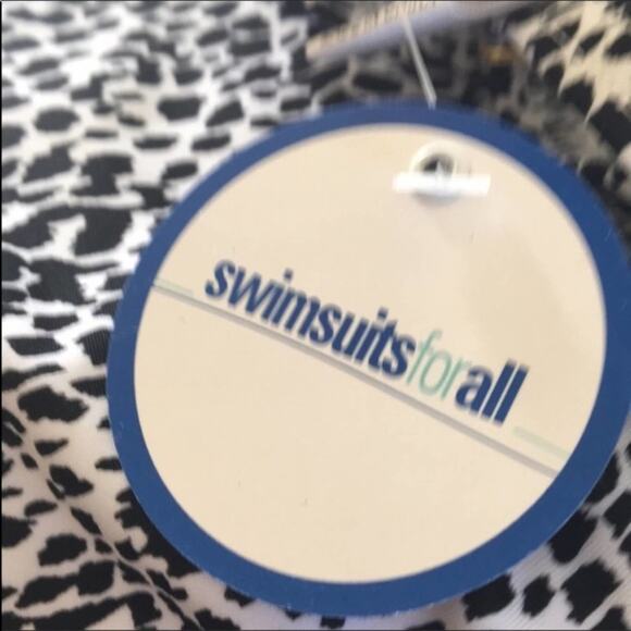 Swimsuit for all Halter Handkerchief tankini top - Picture 6 of 10